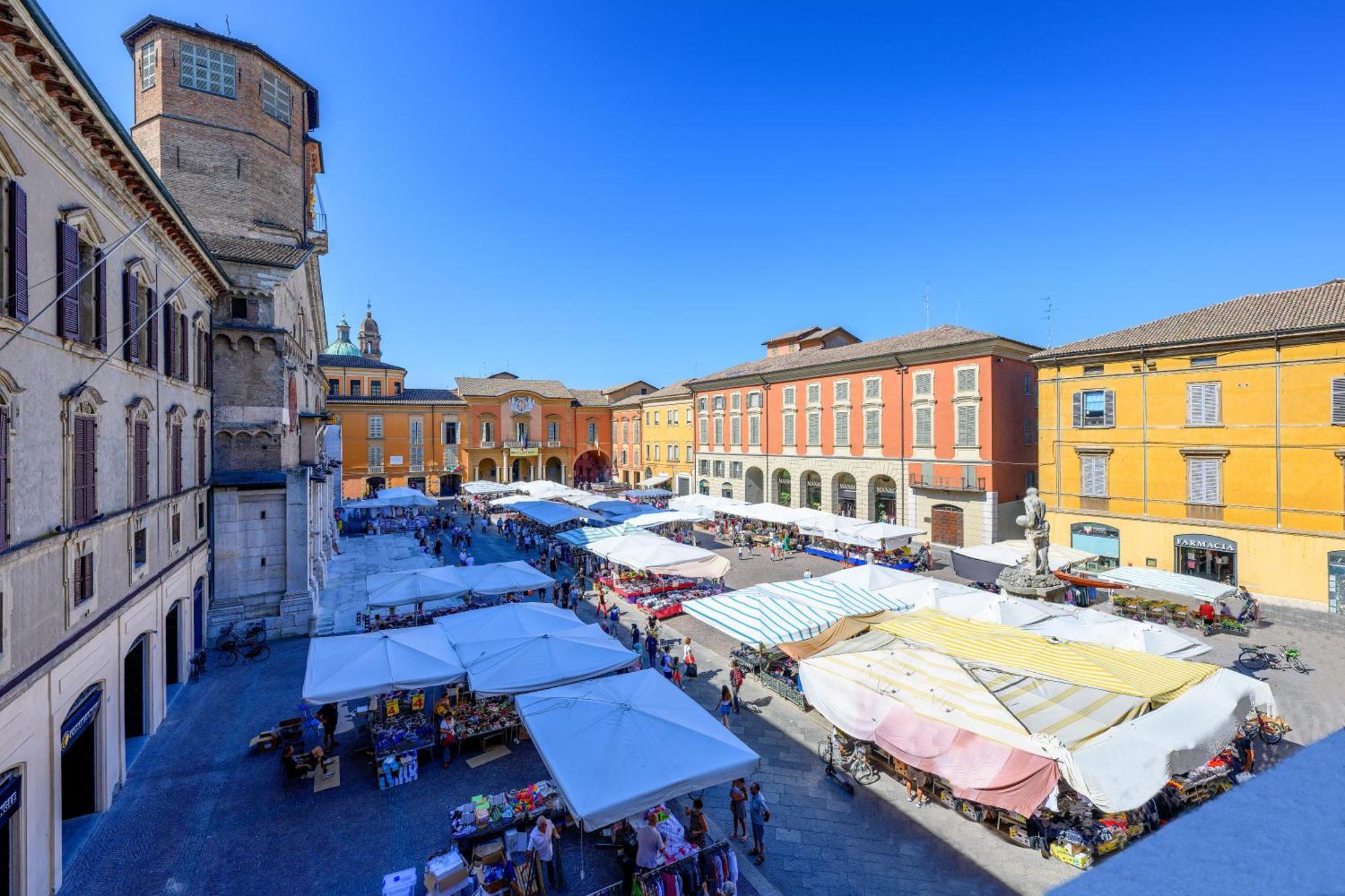 Hotel Posta Reggio Emilia Bagian luar foto